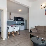 Ria With Heated Pool By Interhome * Τρογκίρ