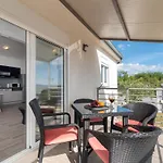 Ria With Heated Pool By Interhome * Τρογκίρ