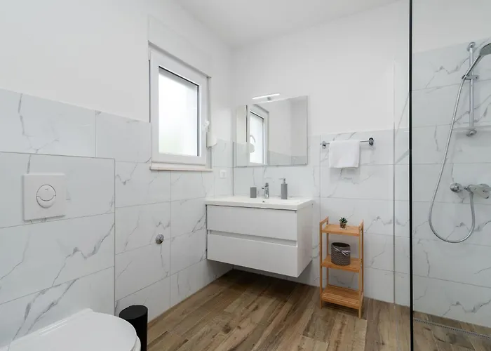 Holiday home Ria With Heated Pool By Interhome